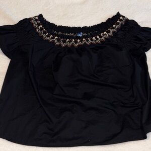 Old Navy Black Top with Embroidered Detail